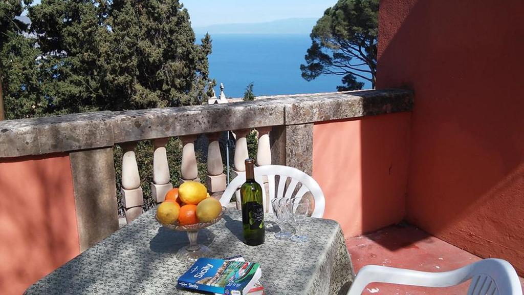 Casa Lanfranchi Bed and Breakfast Taormina Buitenkant foto